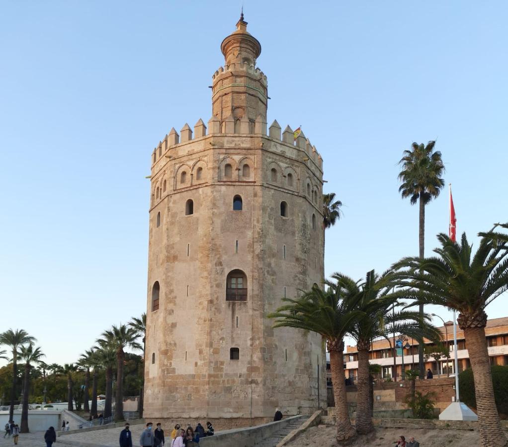 El Reloj Del Viajero Apartment Sevilla Bagian luar foto